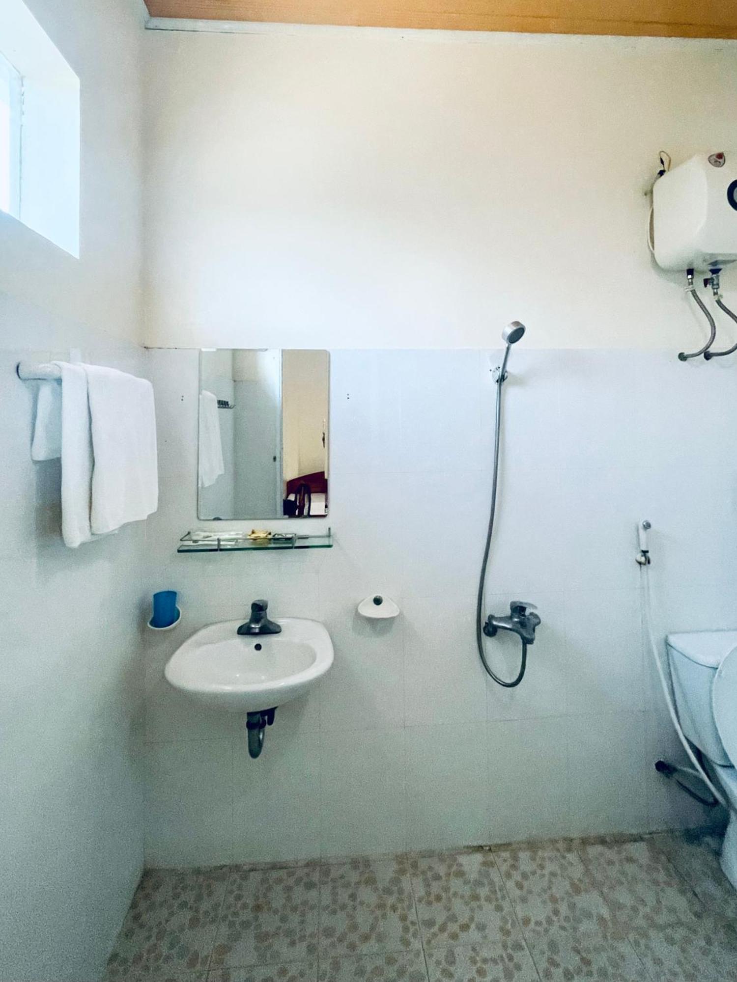 Bed and Breakfast Lam Dao House Донгхой Экстерьер фото